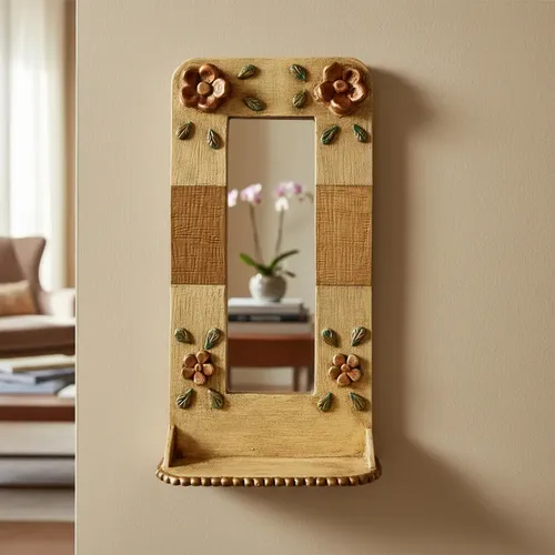 Espejo vintage artesanal dorado con repisa